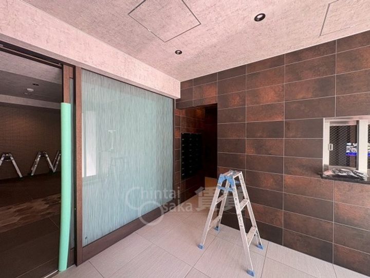 大阪府大阪市東淀川区小松1丁目(マンション)の賃貸物件の玄関