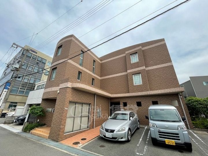 大阪府吹田市南吹田1丁目の賃貸マンションの外観