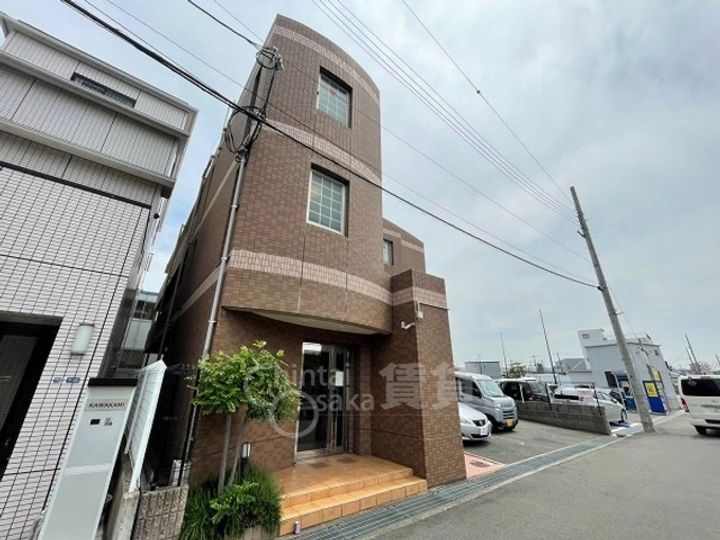 大阪府吹田市南吹田1丁目の賃貸マンションの外観