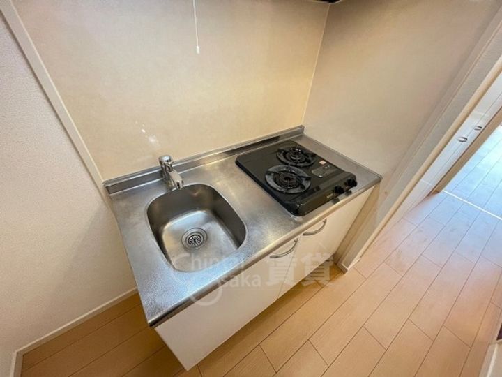 大阪府吹田市南吹田1丁目の賃貸マンションのキッチン