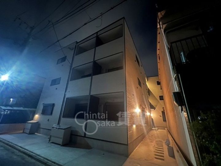 大阪府吹田市寿町2丁目の賃貸アパートの外観