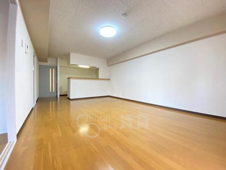 プルミエール春日丘の居間