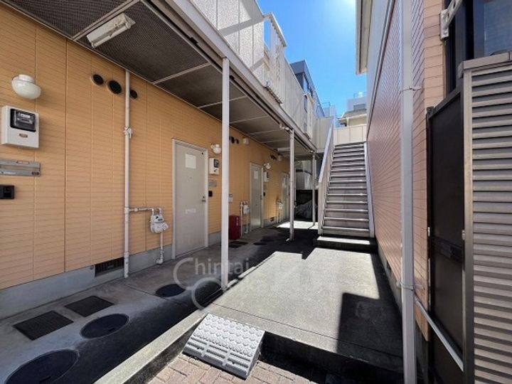 ハイツキャルコワの玄関