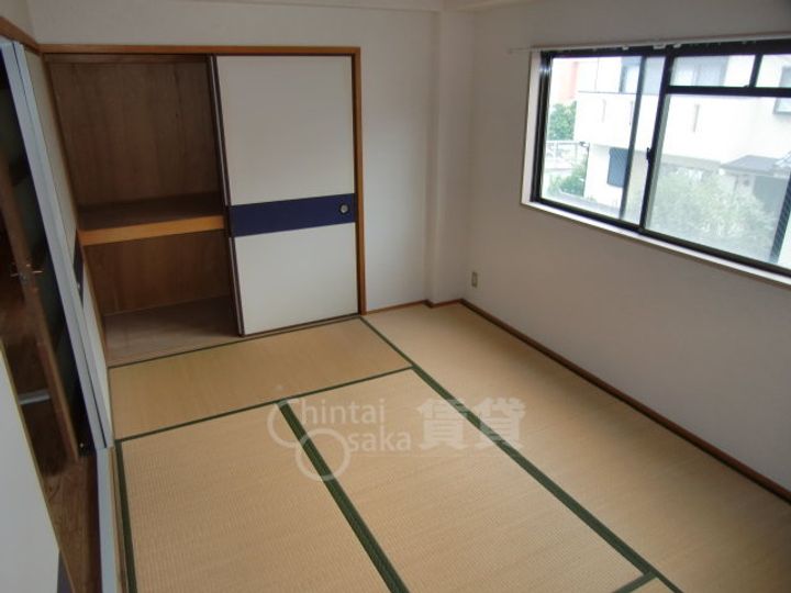 セフティーフジの内装