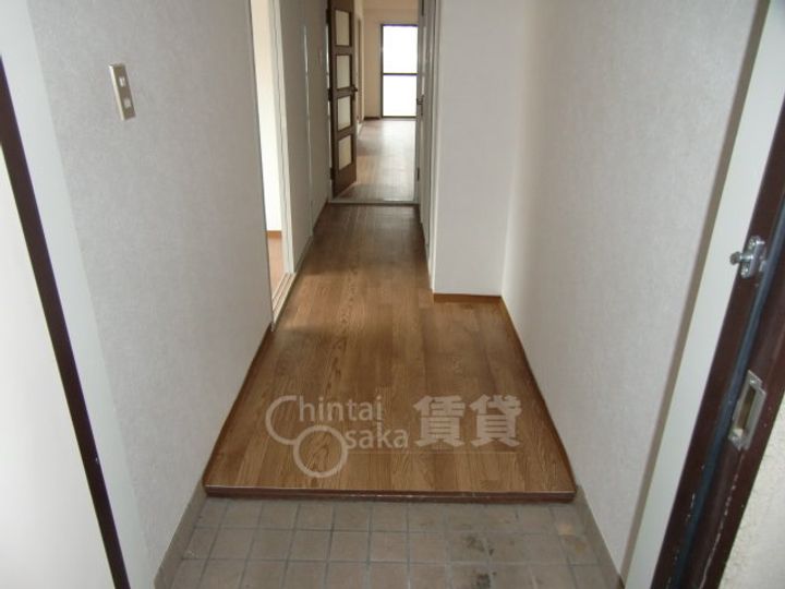 セフティーフジの玄関