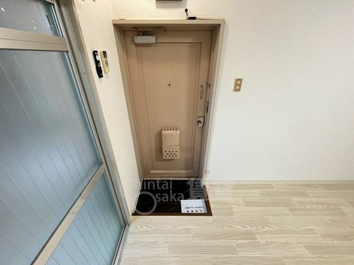 コーワマンションの玄関