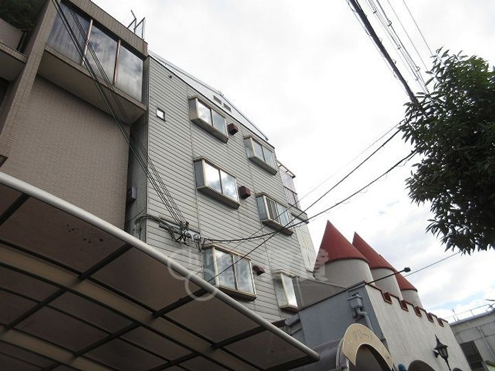 ロータリーハイツの外観