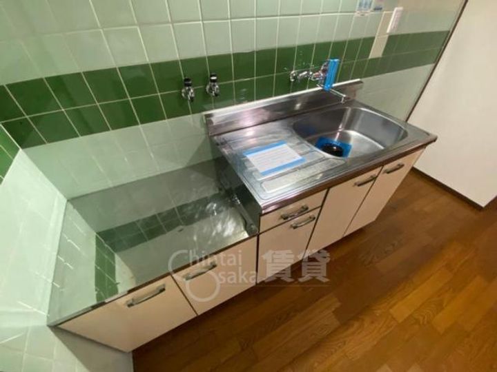 大阪府吹田市山田東1丁目の賃貸マンションのキッチン