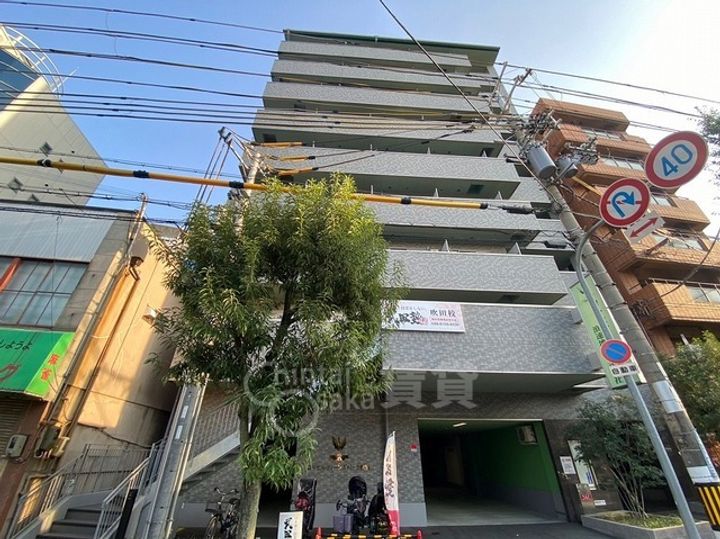 大阪府吹田市片山町1丁目の賃貸マンションの外観