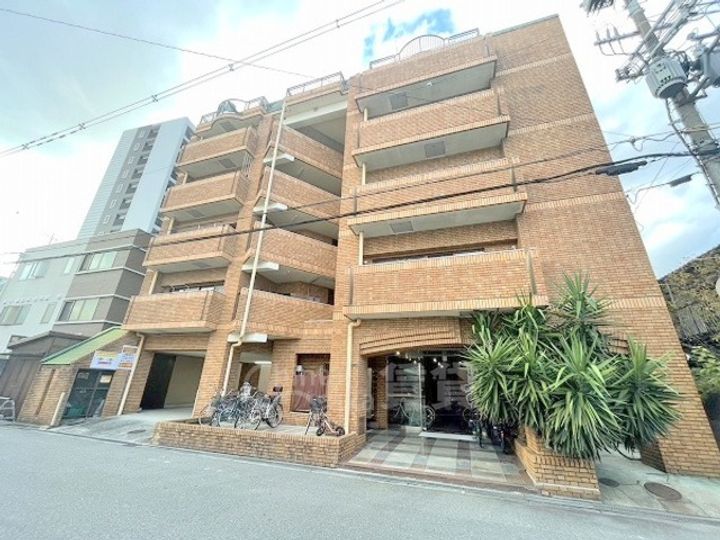 大阪府大阪市東淀川区菅原3丁目の賃貸マンションの外観