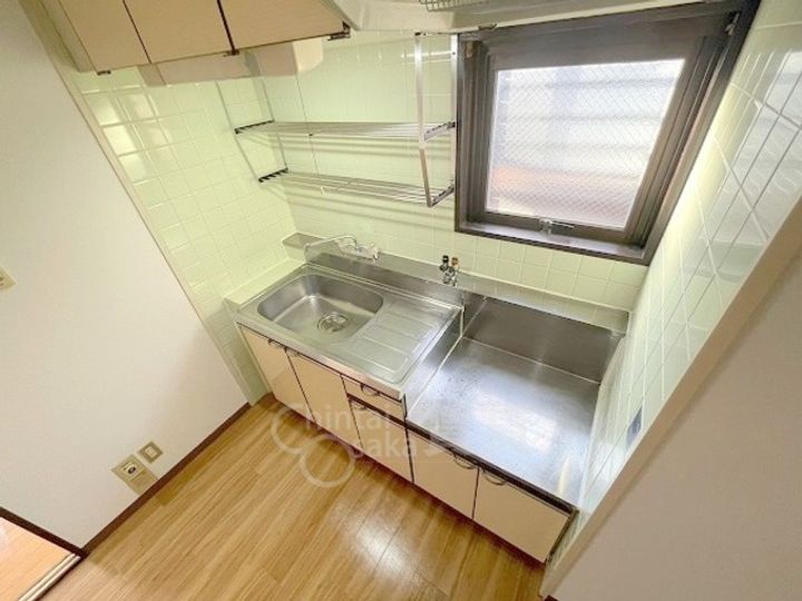 大阪府大阪市東淀川区菅原3丁目の賃貸マンションのキッチン