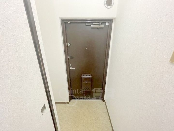 大阪府大阪市東淀川区菅原3丁目の賃貸マンションの玄関