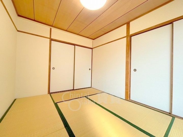 大阪府大阪市東淀川区豊里6丁目の賃貸マンションの居間