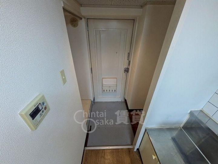 ゼンコウコーポラス1の玄関