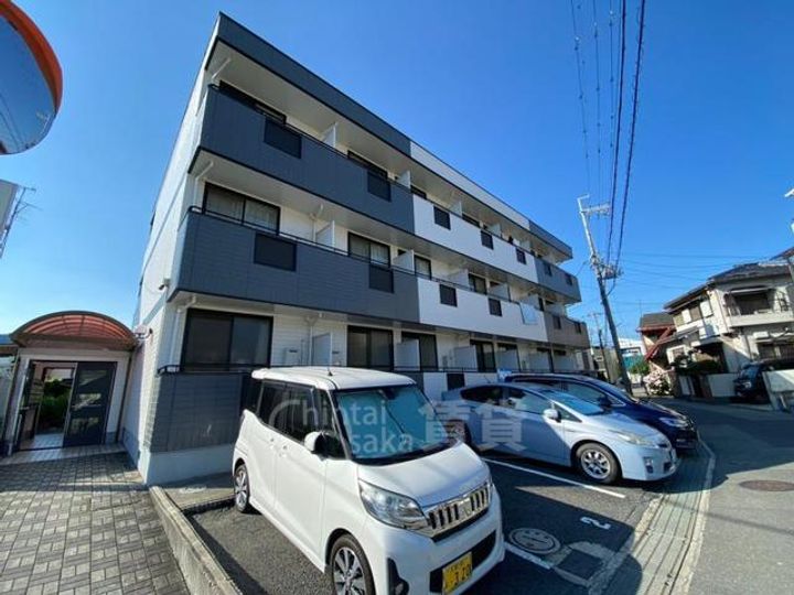 大阪府箕面市半町3丁目の賃貸アパートの外観