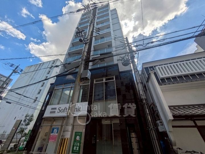 大阪府茨木市双葉町の賃貸マンションの外観