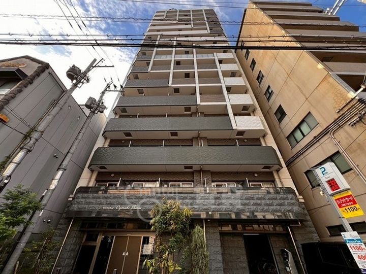 プレサンス扇町駅前の外観