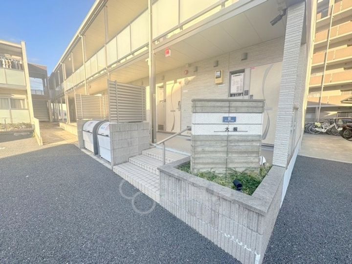 クレイノ大桐の玄関