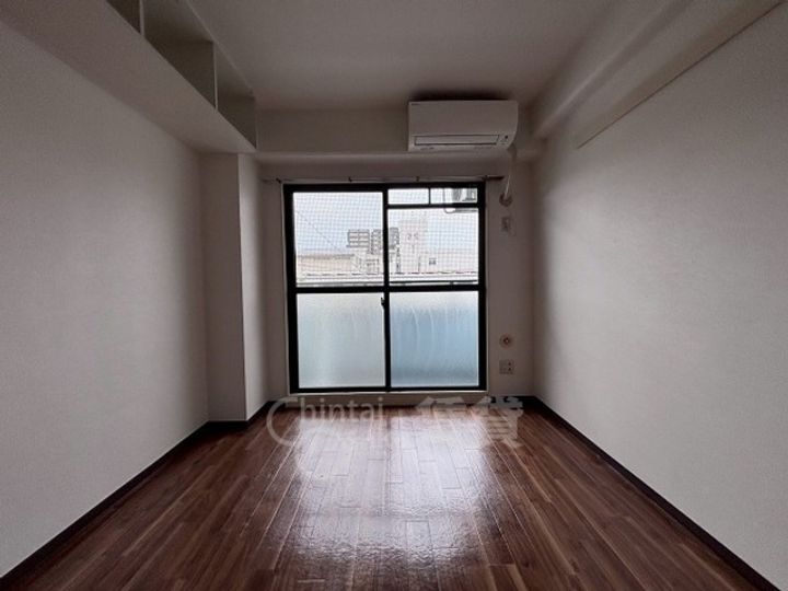 スチューデントパレス茨木の居間