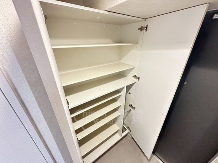 ファーストフィオーレ吹田レガーメの内装