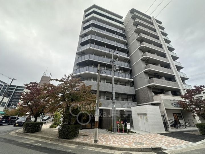 ファーストフィオーレ吹田レガーメの外観