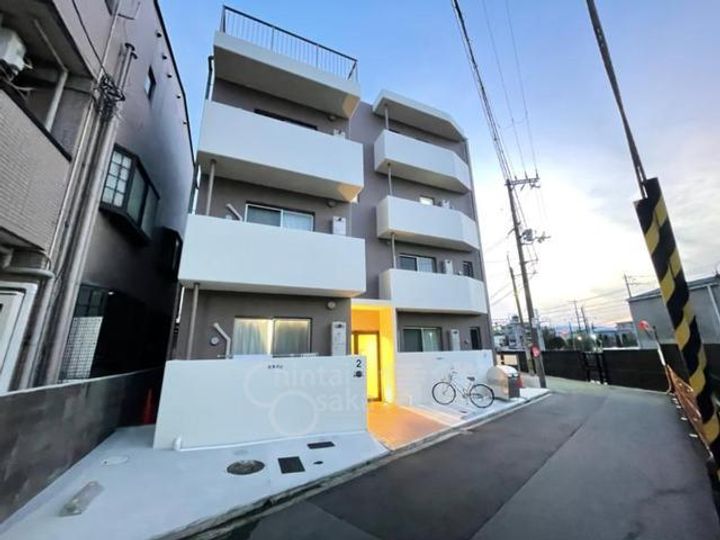 T.chloe石橋駅前の外観