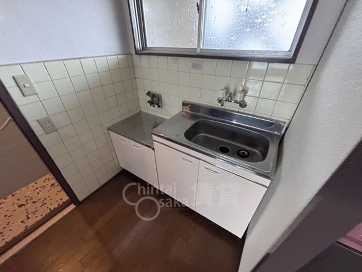 大阪府茨木市新中条町の賃貸マンションのキッチン