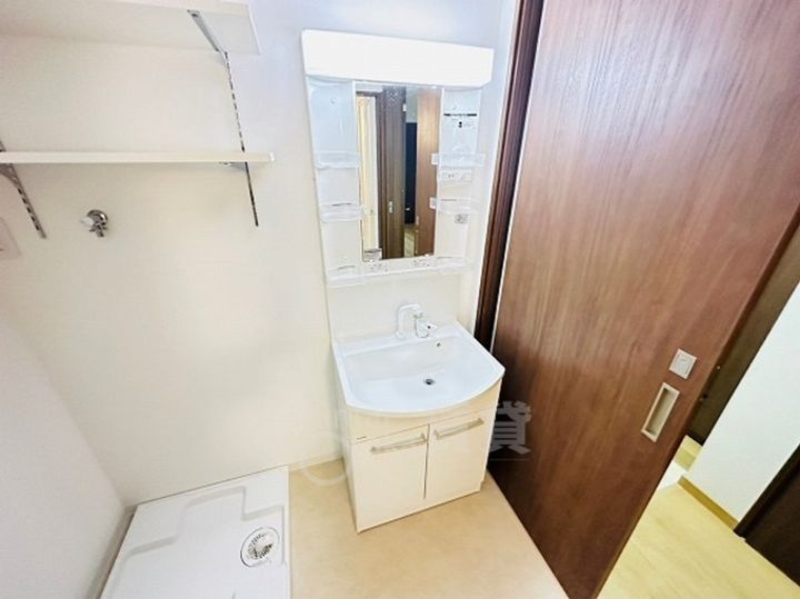 大阪府吹田市青葉丘南の賃貸アパートの内装