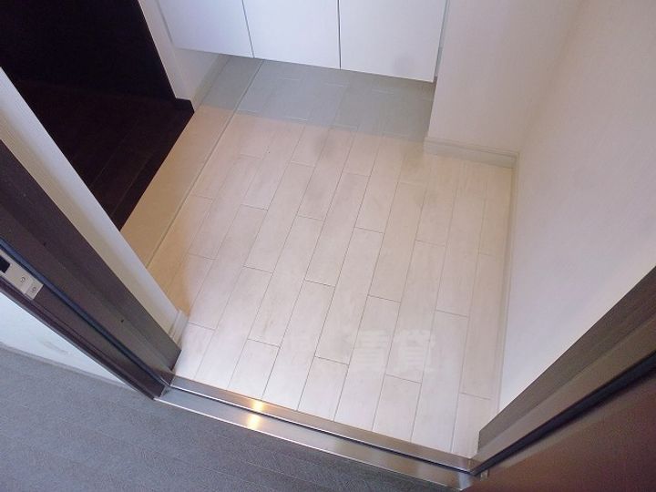 ヴィーナスコート福島の玄関