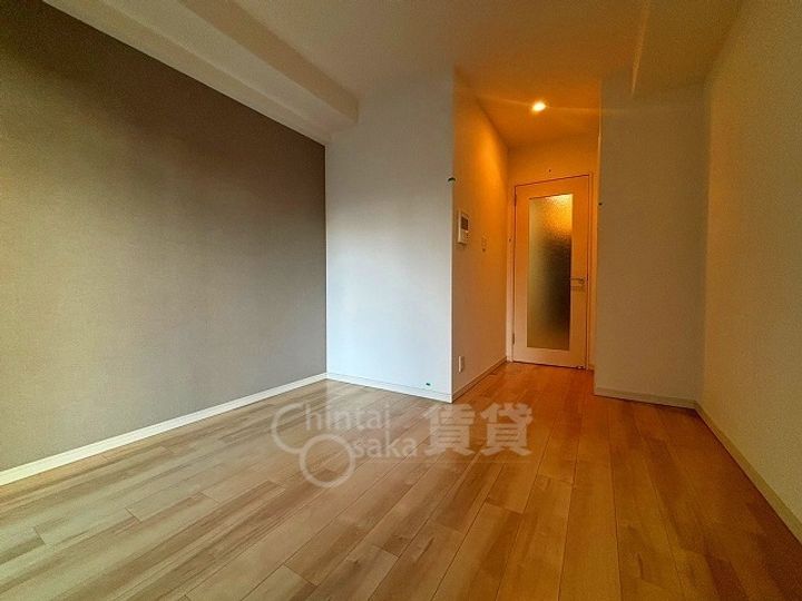 大阪府大阪市淀川区加島3丁目の賃貸マンションの居間