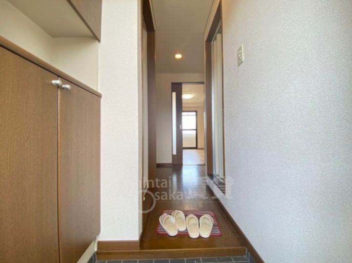 大阪府吹田市岸部中4丁目の賃貸マンションの内装