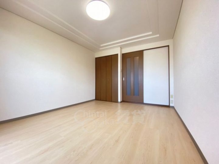 大阪府吹田市岸部中4丁目の賃貸マンションの寝室