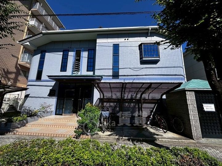 大阪府茨木市真砂2丁目の賃貸アパートの外観