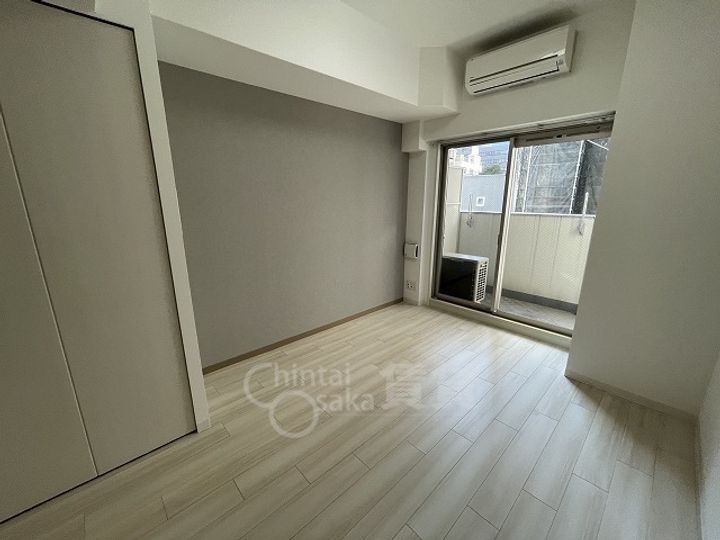 クリスタルグランツ西本町の居間