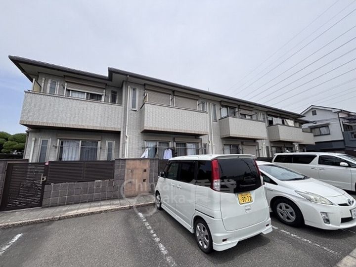 大阪府茨木市鮎川4丁目の賃貸アパートの外観