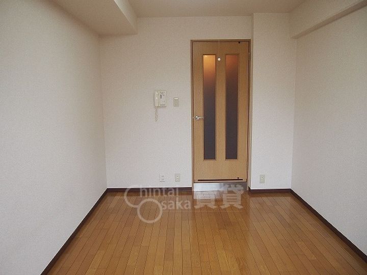 エステムコート新大阪の居間