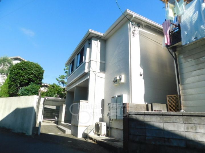 大阪府池田市住吉2丁目の賃貸アパートの外観