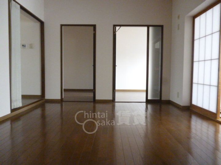 グランドール石橋の居間