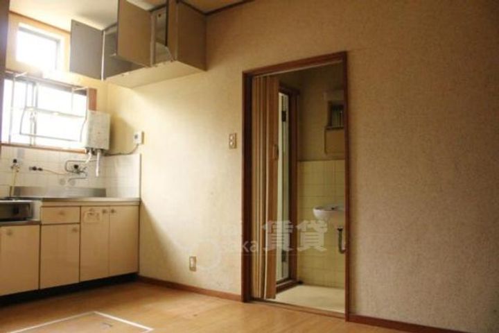 第二柳原マンションの居間