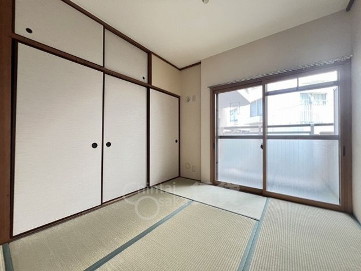 大阪府豊中市桜の町6丁目の賃貸マンションの寝室