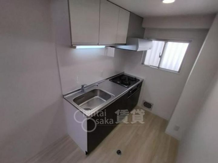 大阪府吹田市豊津町の賃貸マンションのキッチン