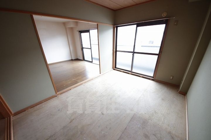 L・コート石切の寝室