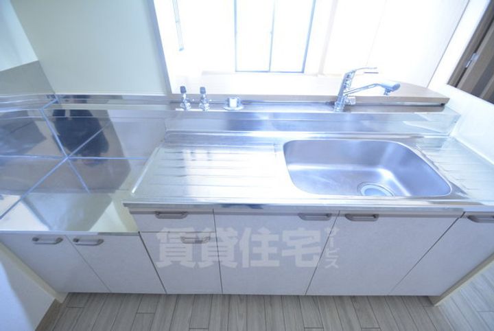 大阪府豊中市上新田3丁目の賃貸マンションのキッチン