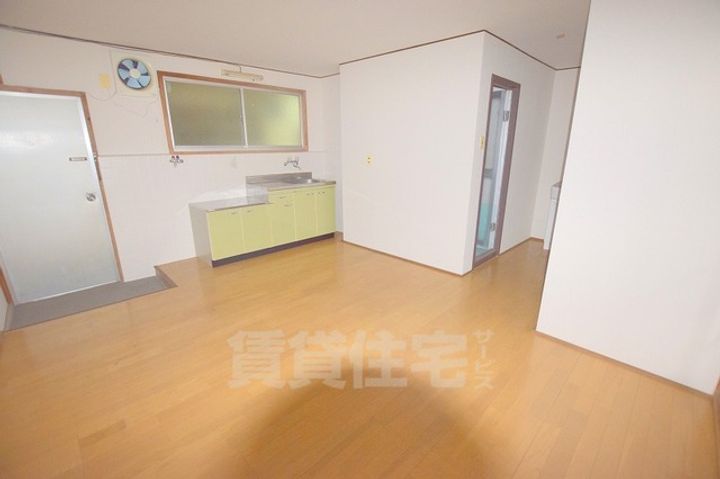 福田コーポの居間