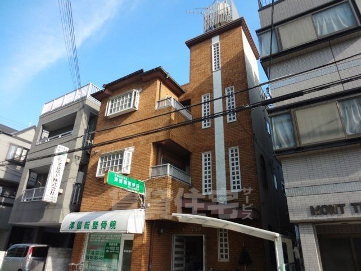 ナイトープラザの外観