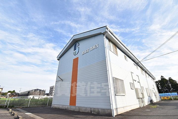 滋賀県守山市岡町の賃貸アパートの外観