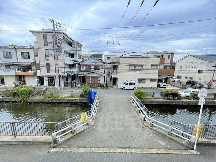 大阪府東大阪市中鴻池町3丁目の賃貸アパートの周辺