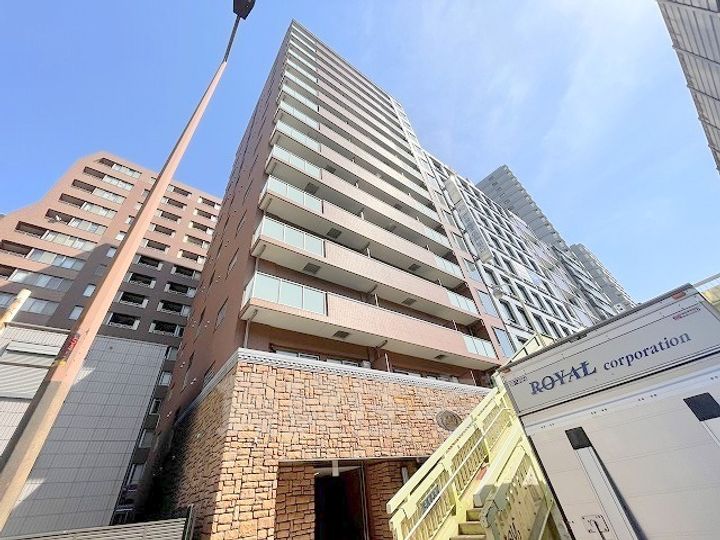 ORSUS新大阪の外観