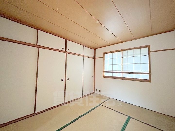 メゾンサンシティーの寝室