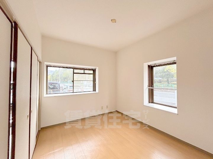 メゾンサンシティーの寝室